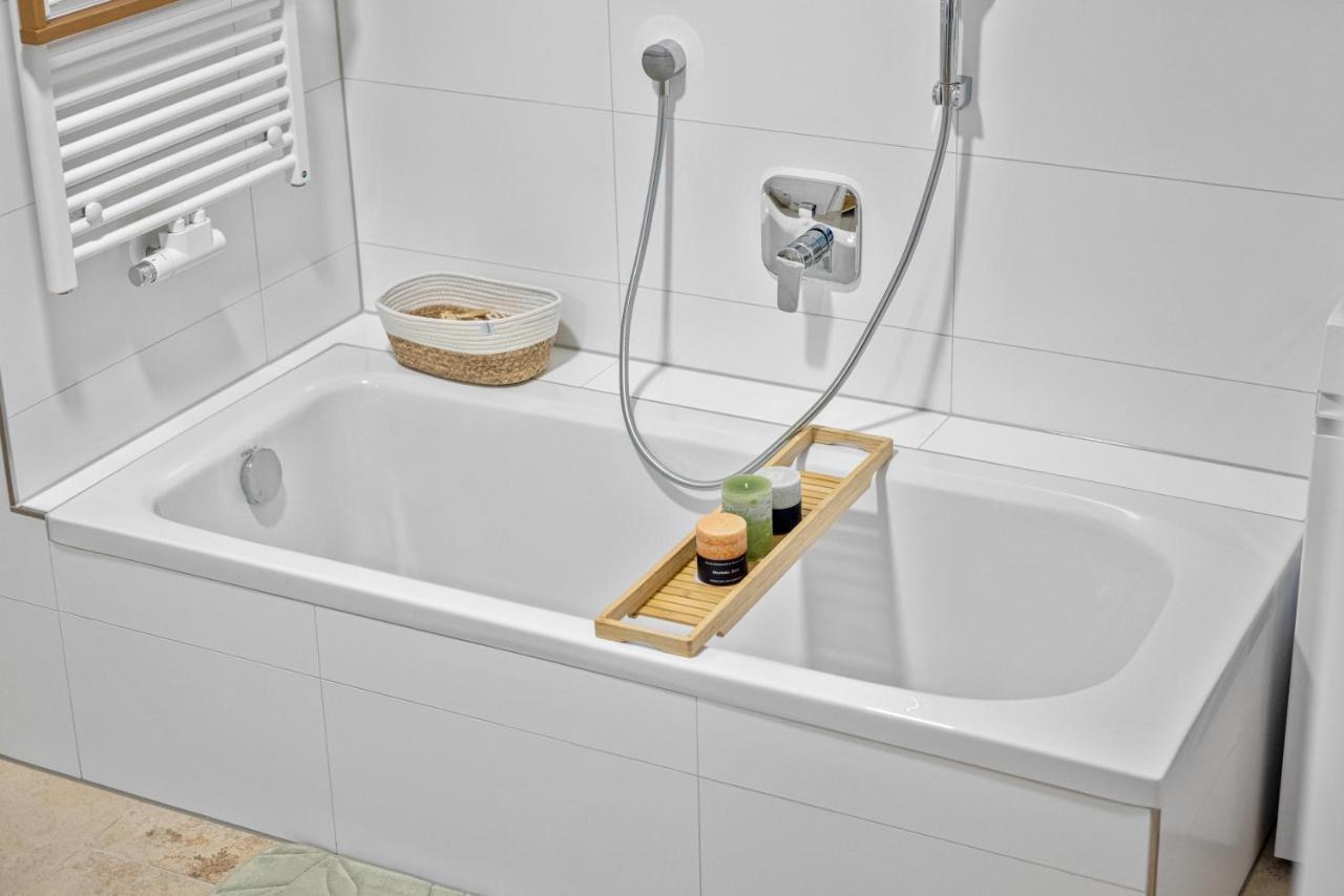 Smurmelhomes Oase: Terrasse - Parken - Kind باساو المظهر الخارجي الصورة