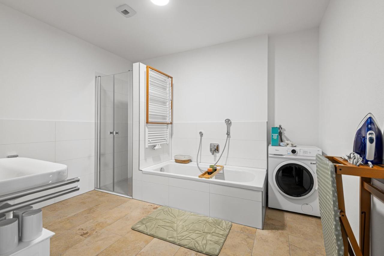 Smurmelhomes Oase: Terrasse - Parken - Kind باساو المظهر الخارجي الصورة